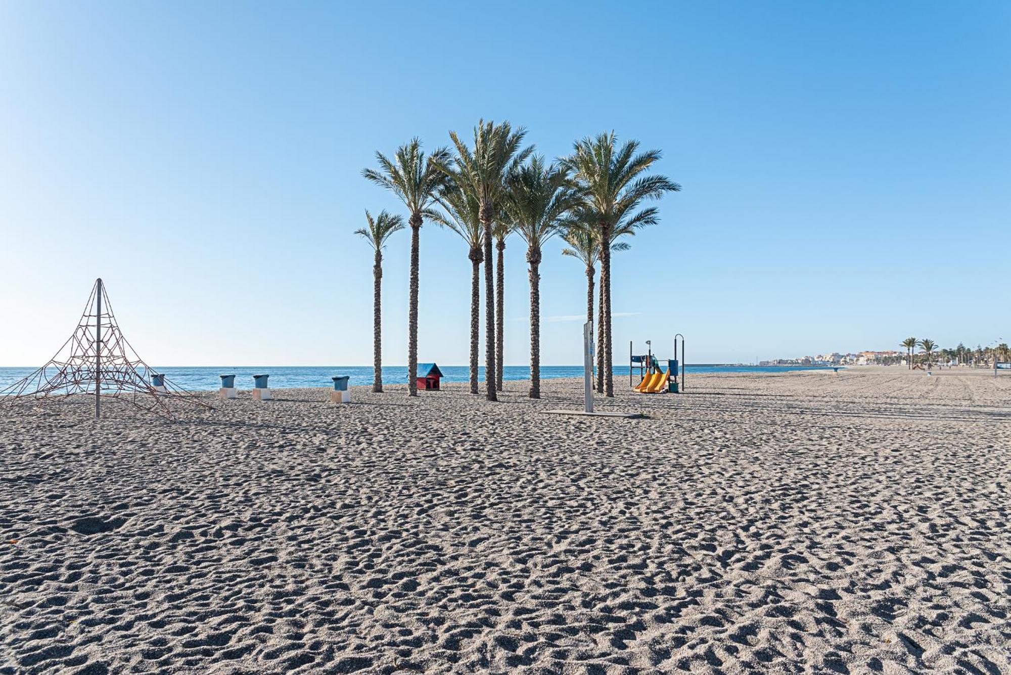 Hogar Digital Playa Y Piscina En Urbanizacion Roquetas De Mar Apartman Kültér fotó
